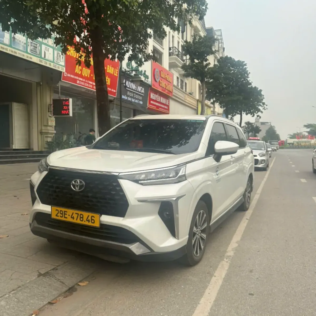 Thuê xe 7 chỗ từ Phố Cổ, Hà Nội đi Bái Đính