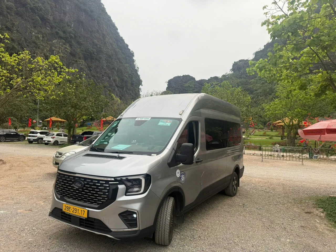 Xe 16 chỗ Ninh Bình đi tour Sa Pa