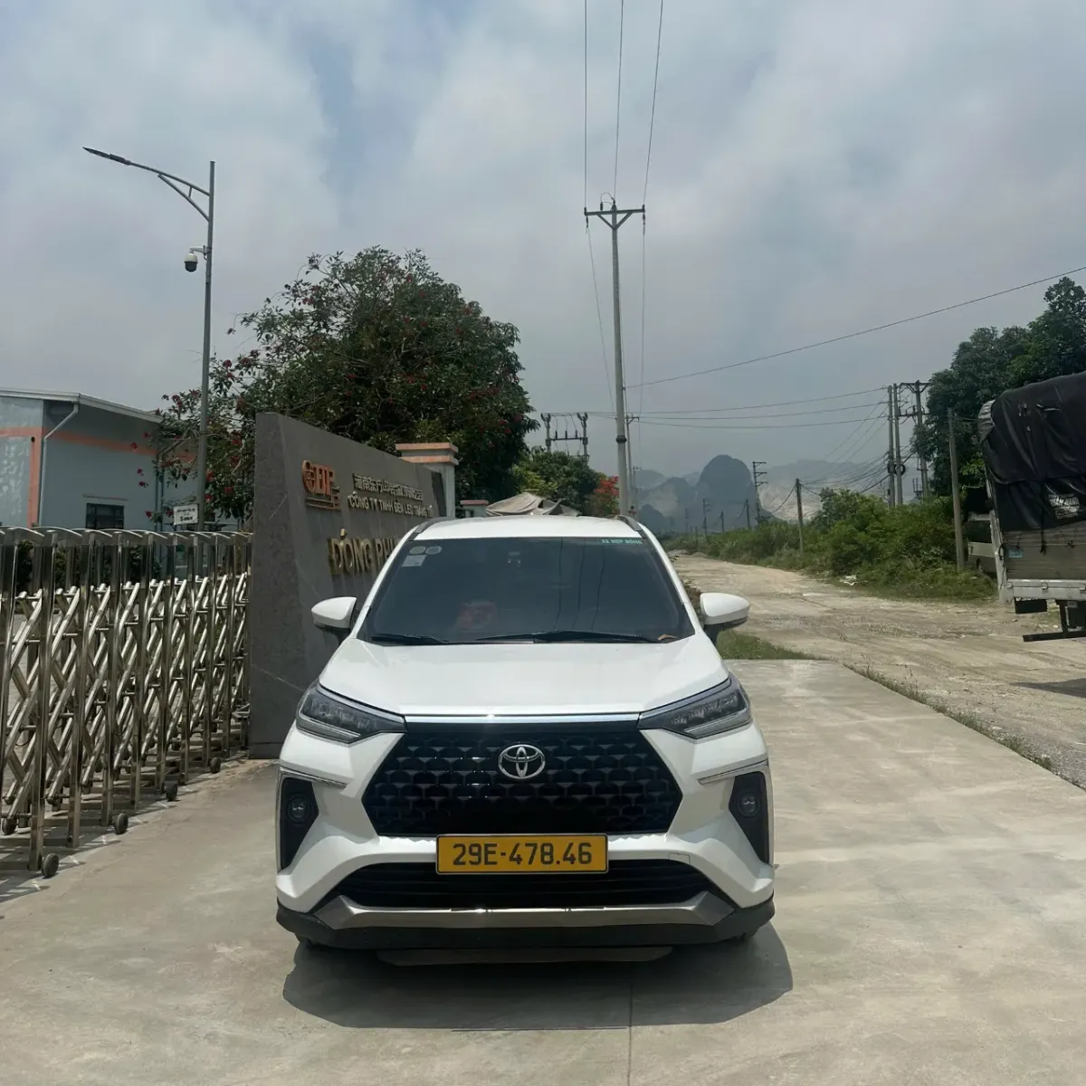 Thuê xe 7 chỗ Ninh Bình đi du lịch Sầm Sơn, Thanh Hóa